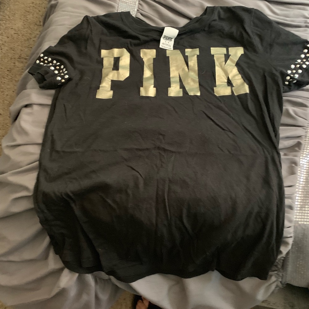 VS pink black top